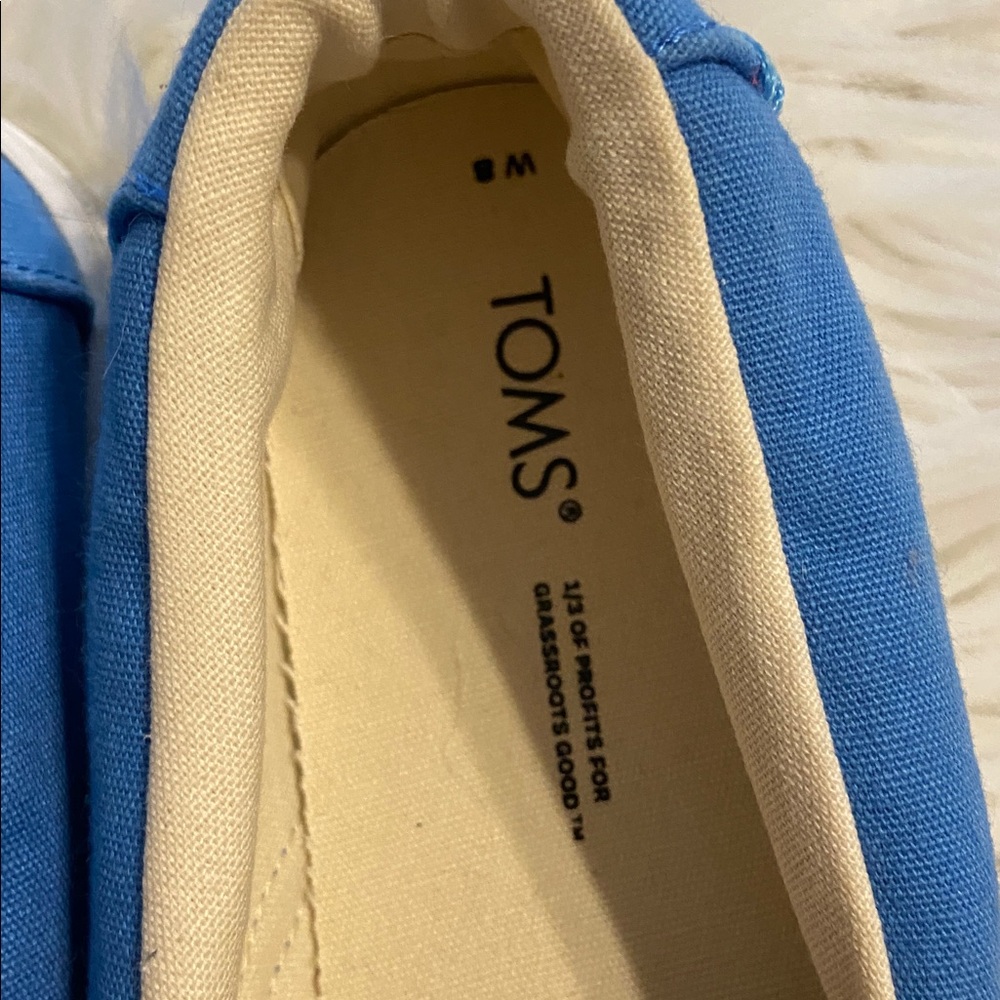 Toms Vibrant Blue Canvas Slip-Ons size 8W  excellent condition - Picture 3 of 8
